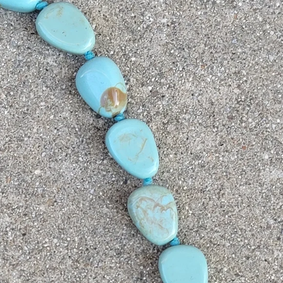 Vtg 26" Faux Turquoise Chunky Necklace - Picture 6 of 7